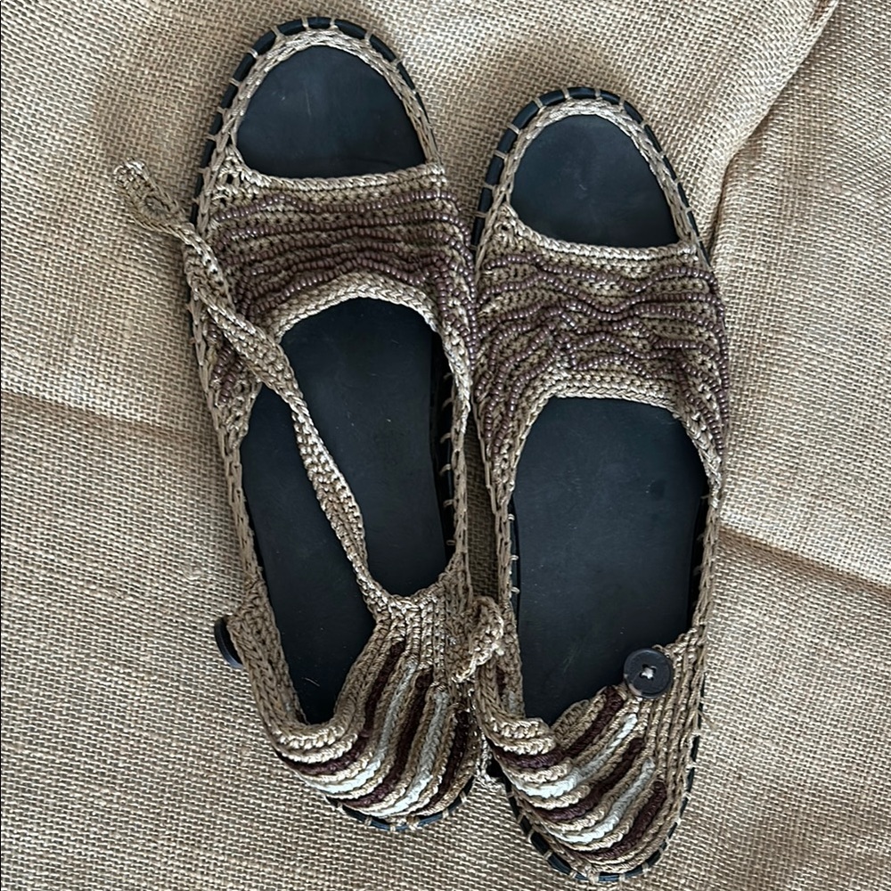 Handcrafted embroidered Women's Shoes